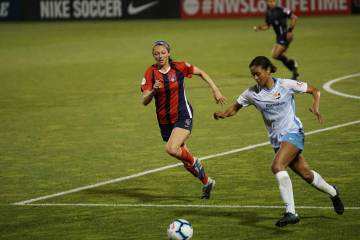 记者：巴黎预计为引进戈茨提更高报价，阿贾克斯目标总价6500万欧（配图示意）